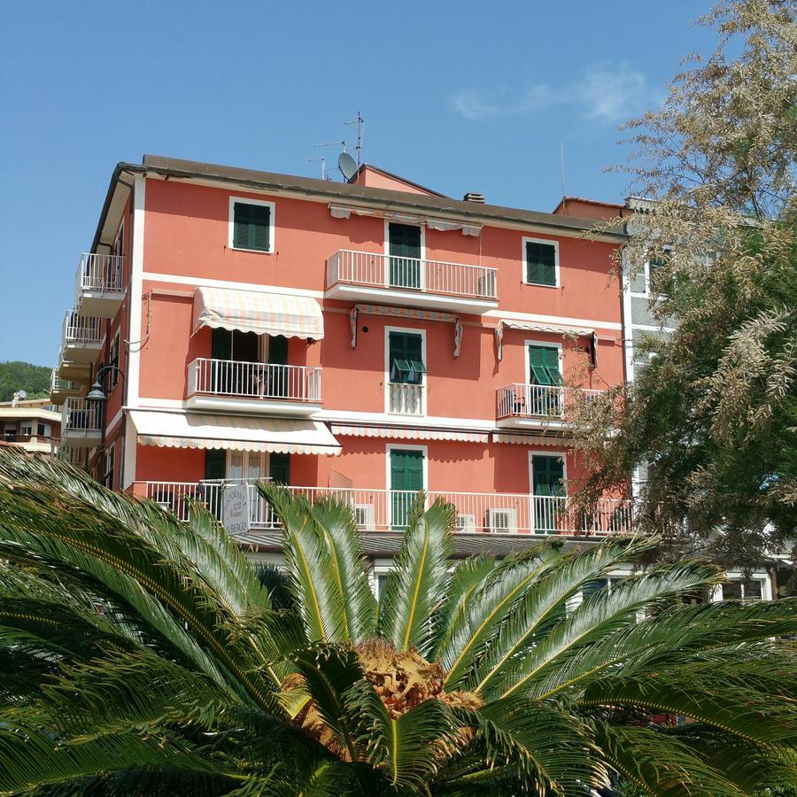 Albergo Nettuno 莱里奇 外观 照片