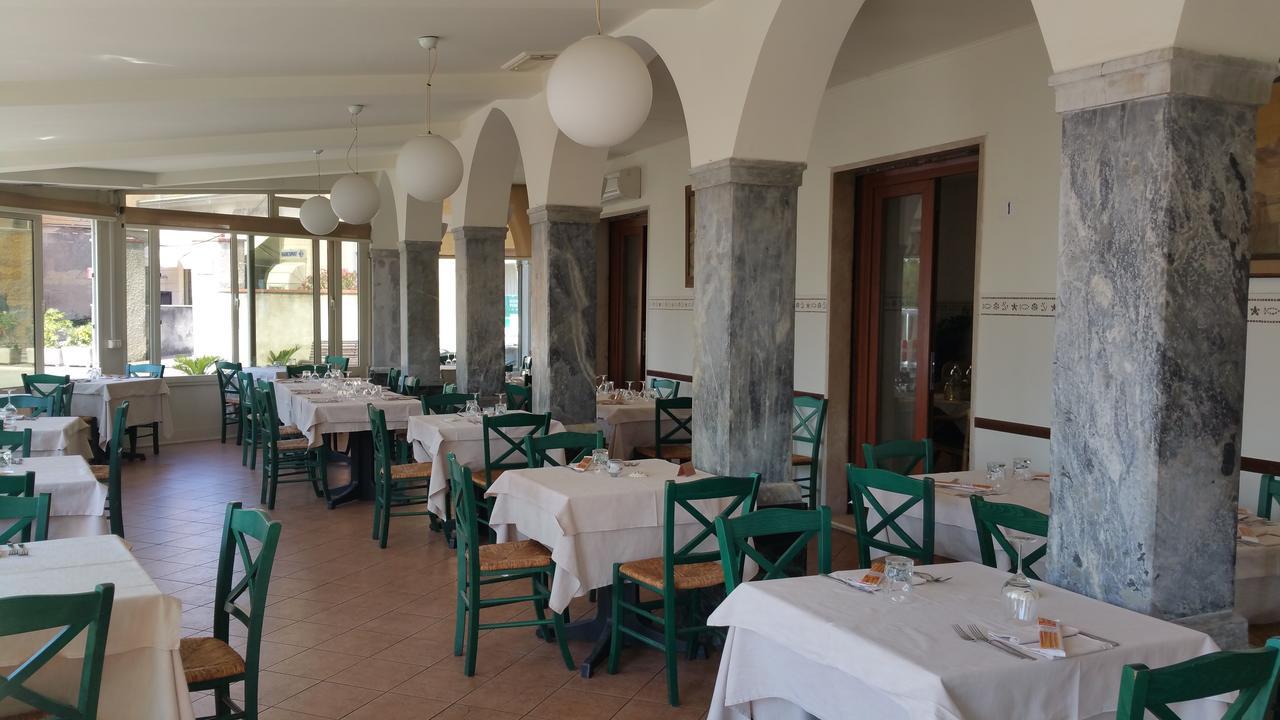 Albergo Nettuno 莱里奇 外观 照片