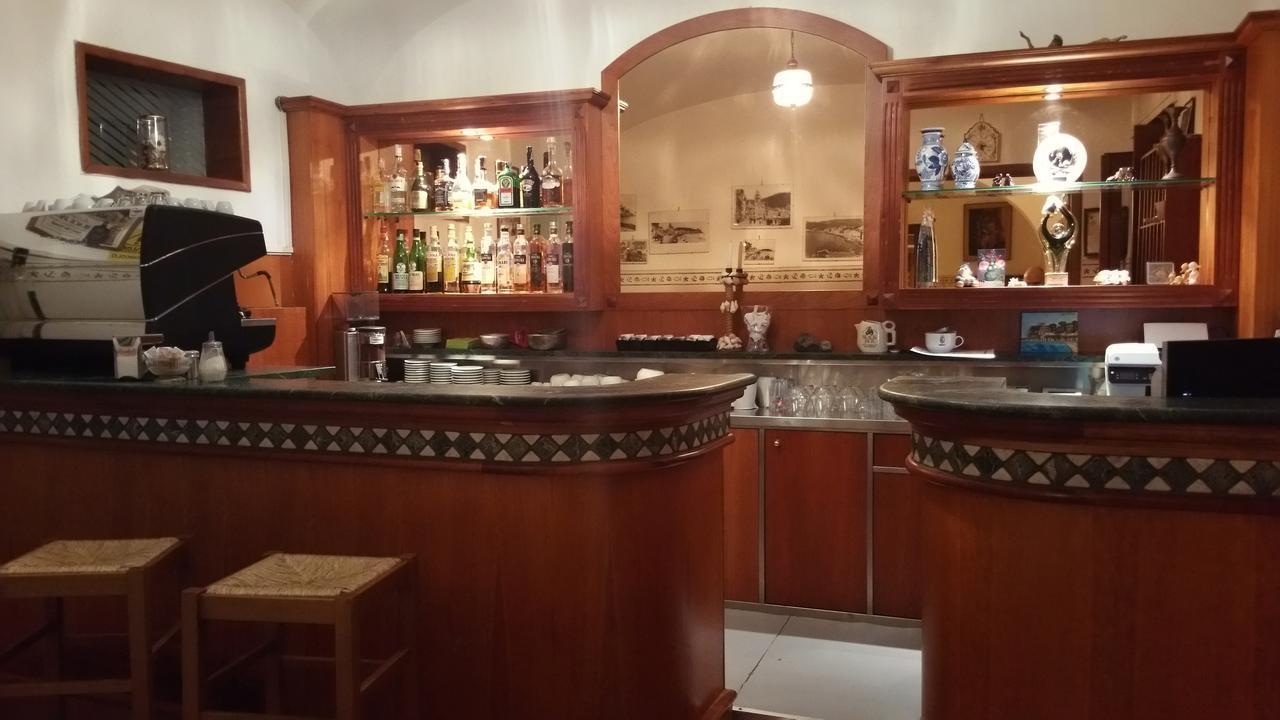 Albergo Nettuno 莱里奇 外观 照片